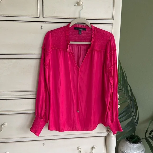 White House Black Market Tie-Neck Ruffle-Sleeve Blouse size M - Picture 2 of 7